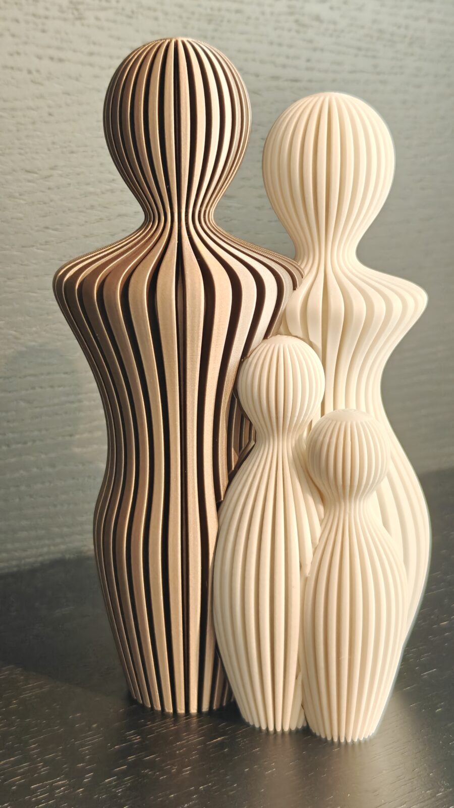 Familiebeeldje Familie & Verbondenheid – 21 cm – 1-4 kinderen – Goud/Brons - Afbeelding 5